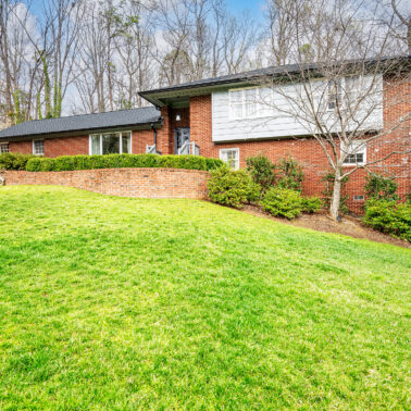 Affordable residential construction companies in Charlotte for home renovations